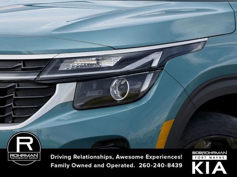 New 2026 Kia Seltos EX image 11