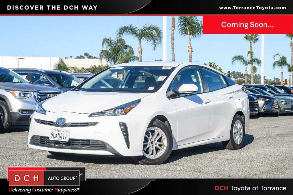 Used 2020 Toyota Prius LE FWD image 1