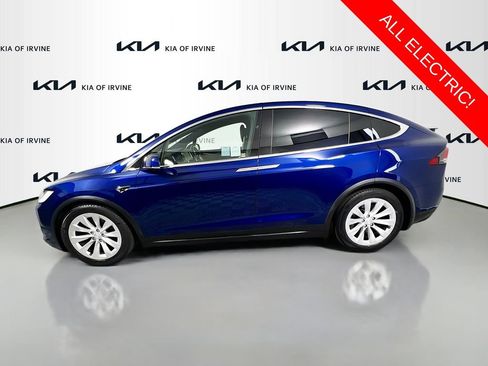Used 2018 Tesla Model X 75D AWD/4WD image 4