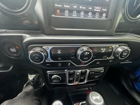 Used 2021 Jeep Wrangler Unlimited Sport w/ Dual Top Group image 17