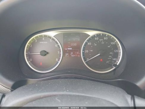 Used 2020 Nissan Kicks S FWD image 7