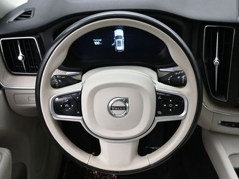 Used 2023 Volvo XC60 B5 Plus w/ Protection Package Premier image 22