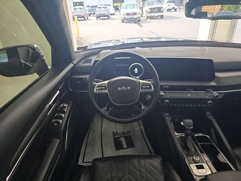 Used 2023 Kia Telluride SX Prestige X-Pro AWD/4WD image 12