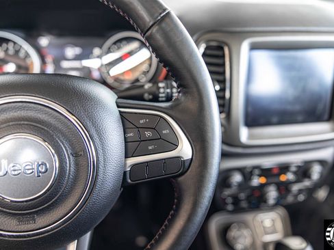 Used 2018 Jeep Compass Trailhawk w/ Leather Interior Group image 9