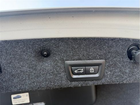 Used 2015 BMW M5 RWD image 42