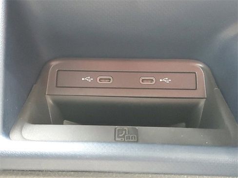 New 2025 Volkswagen ID. Buzz Pro S image 34