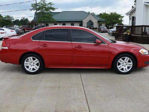 Used 2010 Chevrolet Impala LT w/ Luxury Edition Package FWD image 2