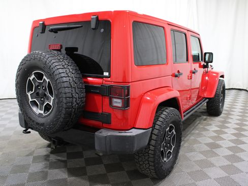 Used 2015 Jeep Wrangler Unlimited Sahara image 25