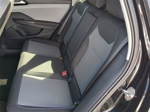 Certified 2024 Volkswagen Taos S image 15