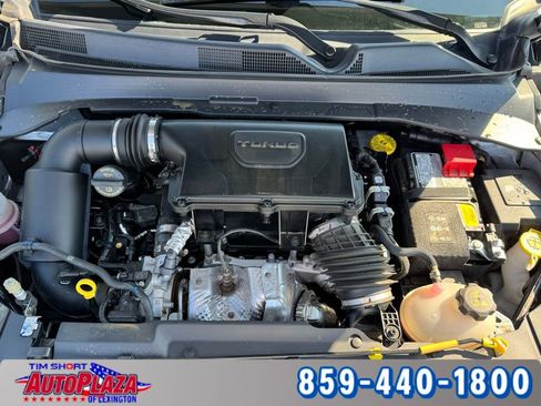 Used 2025 Jeep Compass Limited image 23