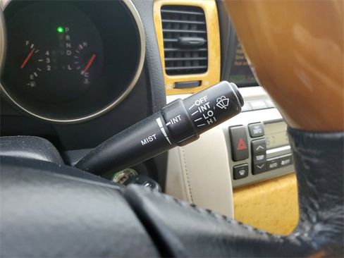 Used 2005 Lexus SC 430 Convertible image 12