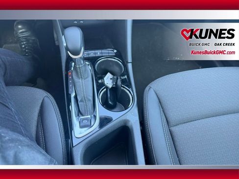 Used 2025 Buick Encore GX Preferred image 18