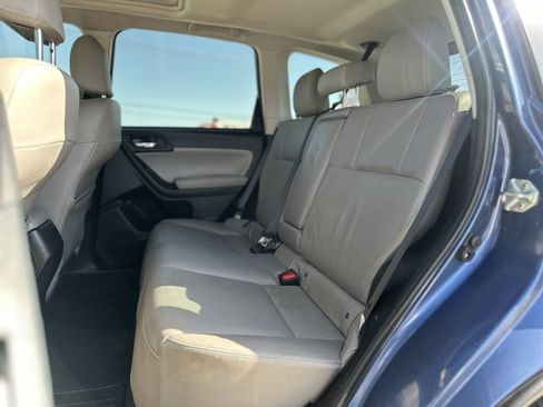 Used 2014 Subaru Forester 2.5i Limited w/ Popular Package #2 AWD/4WD image 14