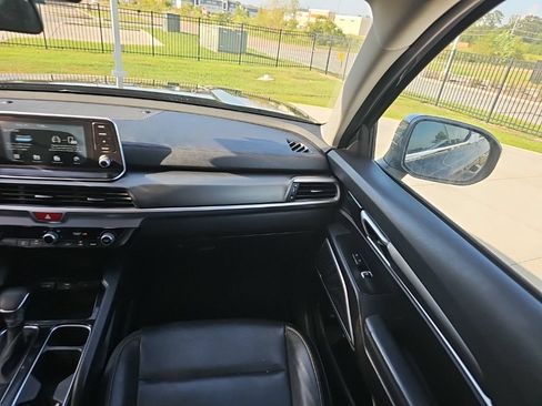 Used 2020 Kia Telluride LX AWD/4WD image 22
