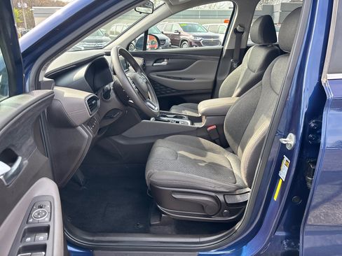 Used 2020 Hyundai Santa Fe SE image 11