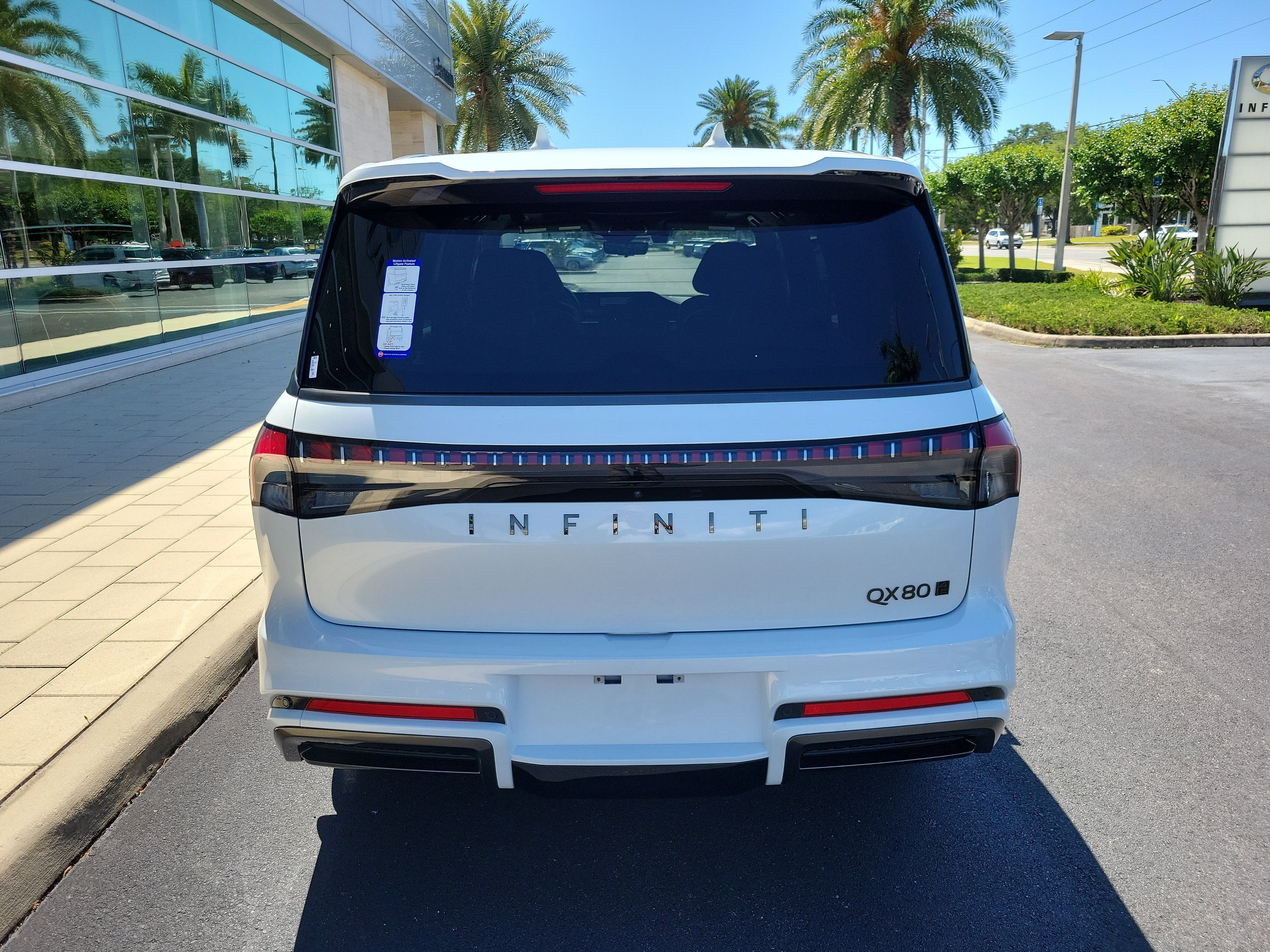 New 2026 INFINITI QX80 Autograph w/ Premium Cargo Package AWD/4WD image 5