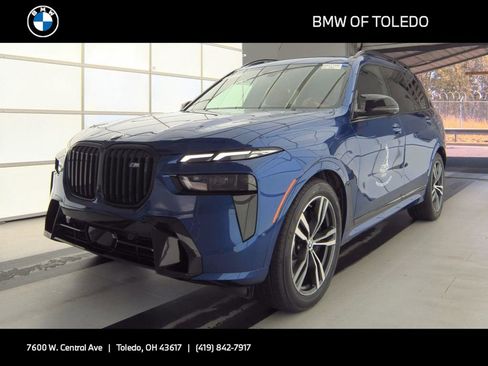 Used 2024 BMW X7 M60i image 1