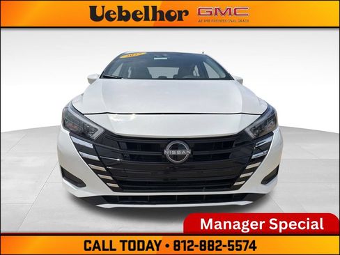 Used 2025 Nissan Versa SV w/ Trunk Package FWD image 10