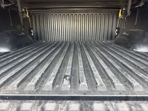 Used 2022 Toyota Tundra SR5 w/ Convenience Package image 18