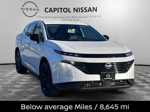 Certified 2025 Nissan Murano SV image 3