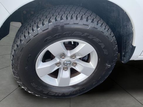 Used 2019 RAM 1500 Tradesman w/ Chrome Plus Package RWD image 22