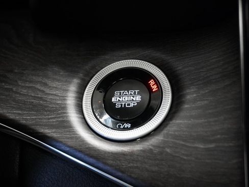 New 2025 Jeep Grand Cherokee L Overland w/ Advanced Protech Group III image 25