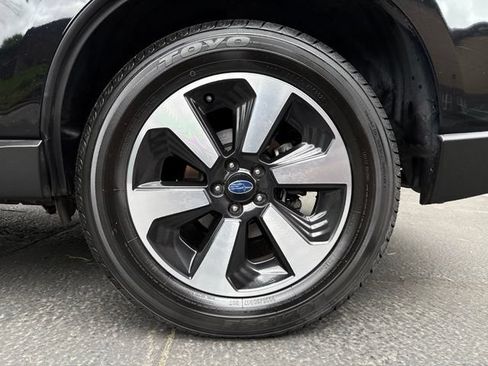 Used 2018 Subaru Forester 2.5i Premium AWD/4WD image 23
