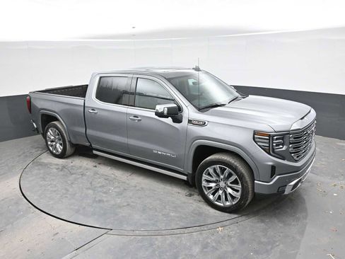 New 2026 GMC Sierra 1500 Denali w/ Denali Reserve Package AWD/4WD image 33