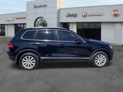Used 2012 Volkswagen Touareg Sport AWD/4WD image 2