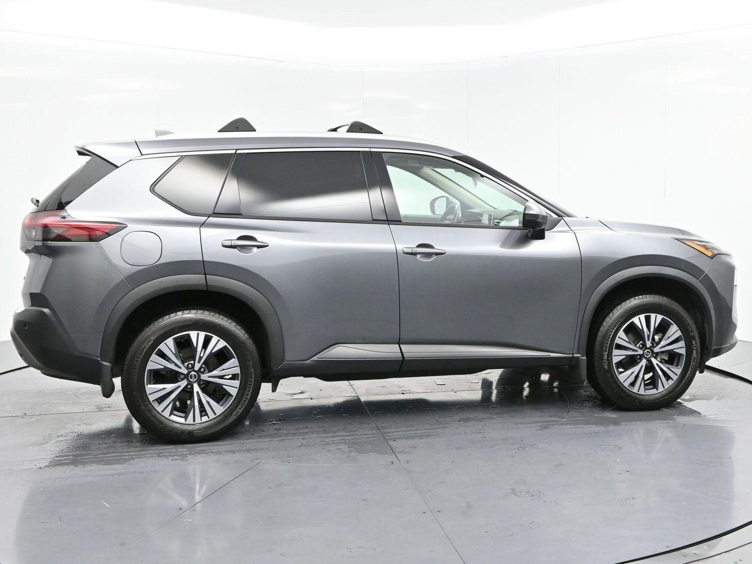 Used 2021 Nissan Rogue SV w/ Premium Package FWD image 8
