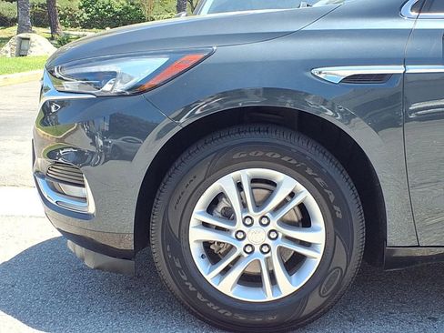 Used 2021 Buick Enclave Essence w/ Sound and Sites Package FWD image 15