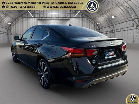 Used 2022 Nissan Altima 2.5 SR image 5