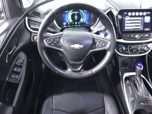 Used 2017 Chevrolet Volt LT w/ Comfort Package FWD image 33