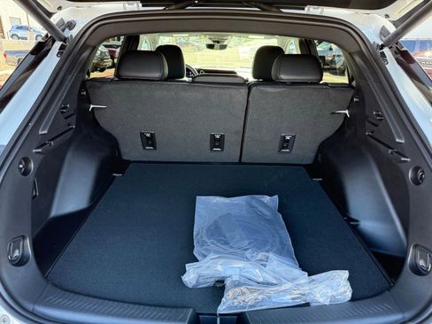 New 2026 Chevrolet Equinox EV LT image 16