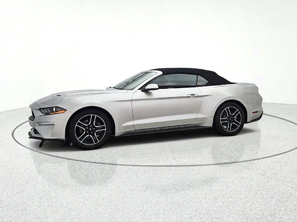Used 2018 Ford Mustang Premium RWD image 4