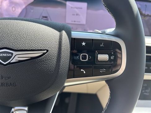 New 2026 Genesis GV70 2.5T Advanced AWD/4WD image 33