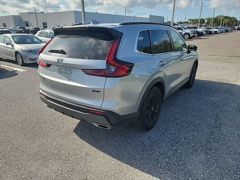 Used 2025 Honda CR-V Sport image 3