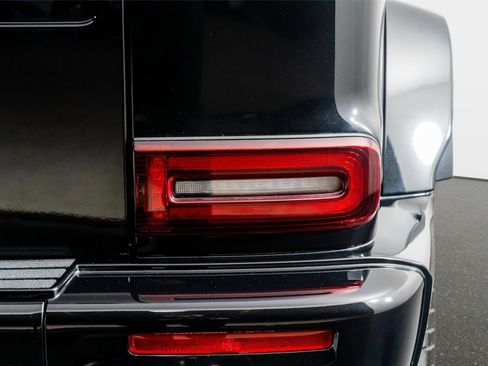 Used 2025 Mercedes-Benz G 63 AMG 4MATIC image 14
