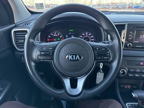 Used 2017 Kia Sportage LX image 25