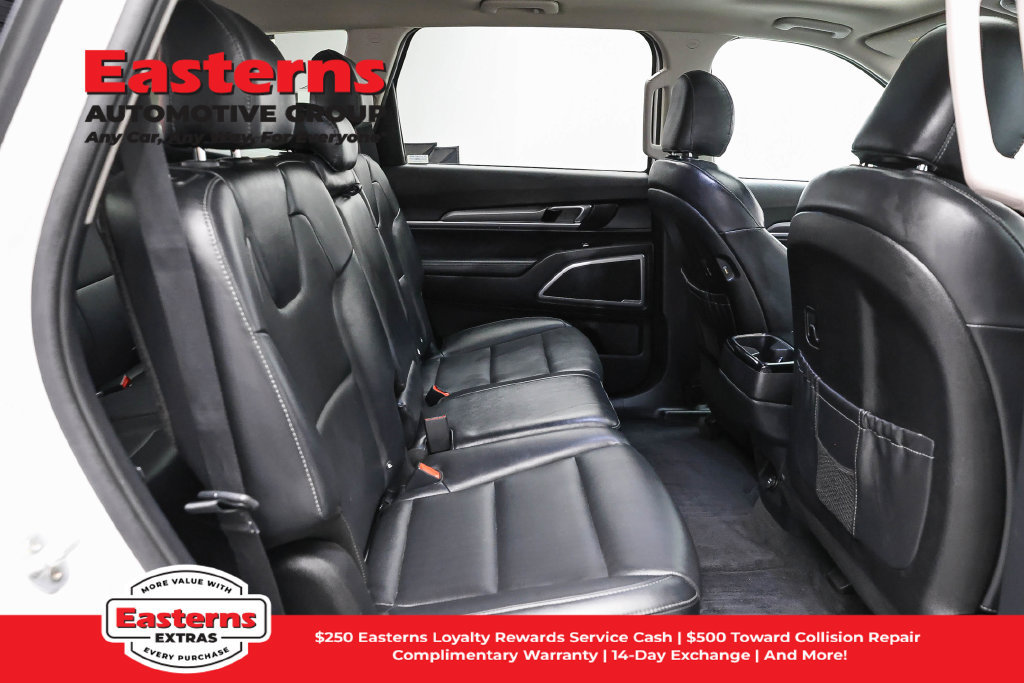 Used 2020 Kia Telluride S w/ S 8 Passenger Seating Package AWD/4WD image 26