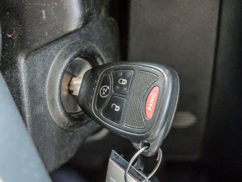 Used 2016 Jeep Wrangler Unlimited Sahara image 30