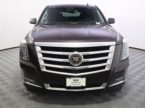 Used 2015 Cadillac Escalade Premium AWD/4WD image 10