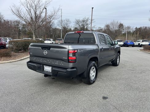 Certified 2024 Nissan Frontier S w/ Technology Package image 5