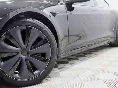 Used 2022 Tesla Model S image 4