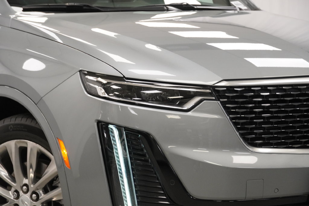 Certified 2023 Cadillac XT6 Premium Luxury AWD/4WD image 37