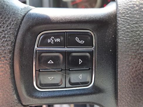 Used 2016 RAM 1500 Classic SLT AWD/4WD image 22