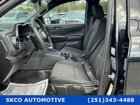 Used 2023 Chevrolet Colorado W/T image 11