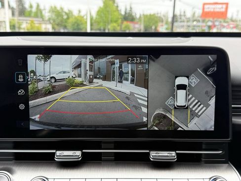 Certified 2025 Hyundai Kona Limited FWD image 28