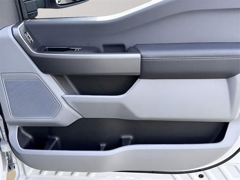 New 2026 Ford F250 XLT image 28