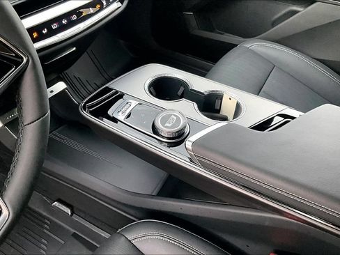 New 2027 Cadillac Lyriq Sport w/ LPO, Floor Liner Package AWD/4WD image 8